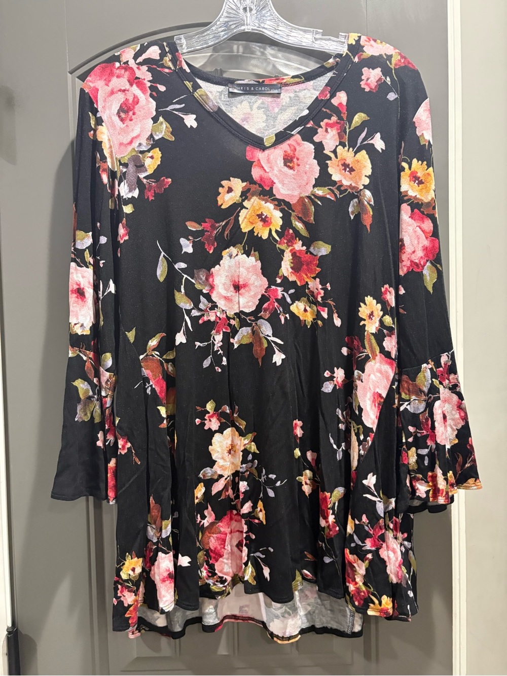 Black Floral V-Neck Women's Top - Chris and Carol, Like new